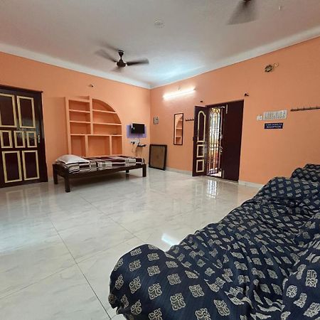Eagle Nest Residency Hotel Kottakuppam Kültér fotó