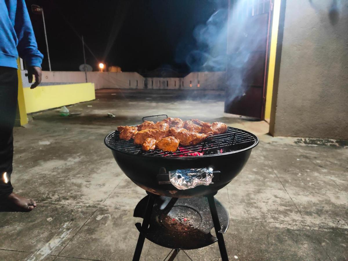 Eagle Nest Residency Hotel Kottakuppam Kültér fotó