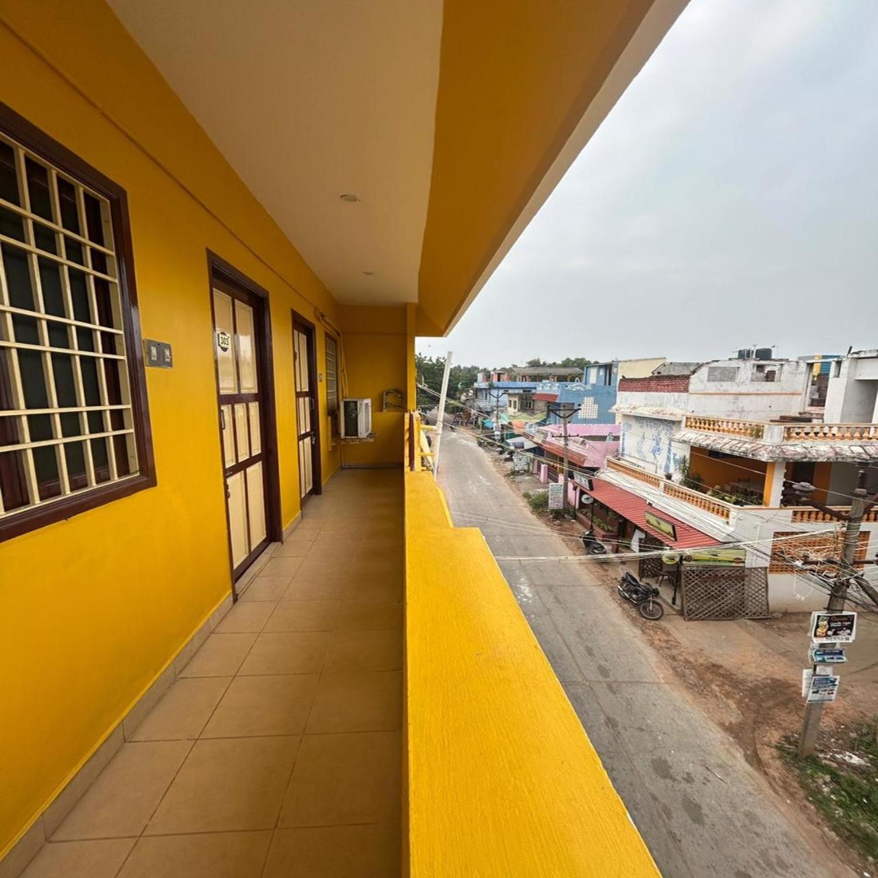 Eagle Nest Residency Hotel Kottakuppam Kültér fotó